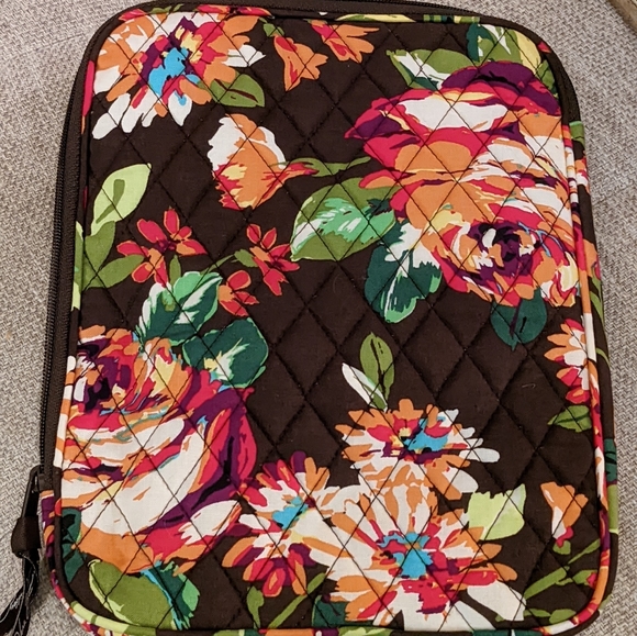 NWOT! Vera Bradley, Tablet Sleeve/Case - Picture 6 of 7